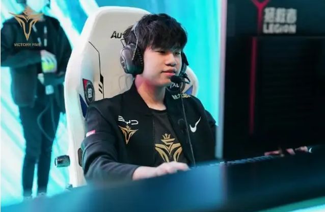 频繁出现 频繁出现