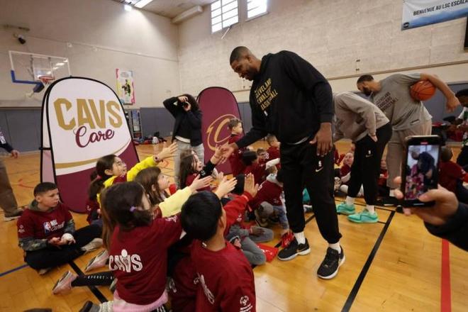 保持拼抢强 保持拼抢强