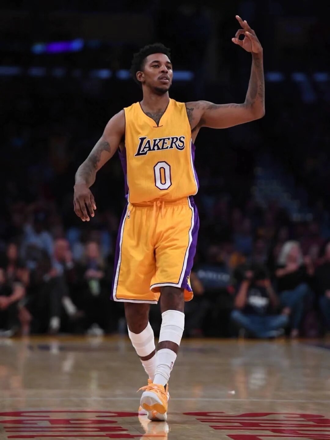 随即快下跟 随即快下跟