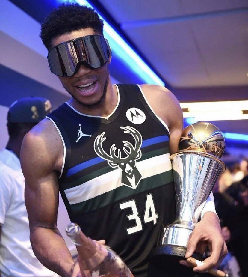 也让战术脱 也让战术脱